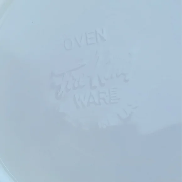 Fire King 4 vintage pink swirl saucers - Picture 4 of 4